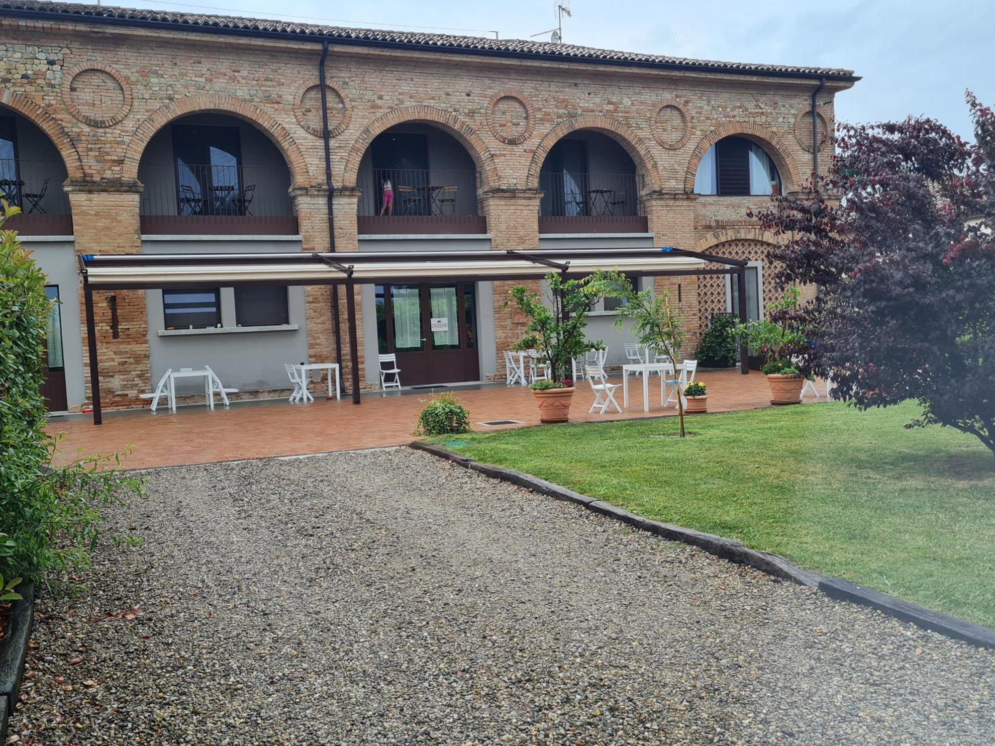 Agriturismo Arte Contadina Фьоренцуола-д'Арда Экстерьер фото